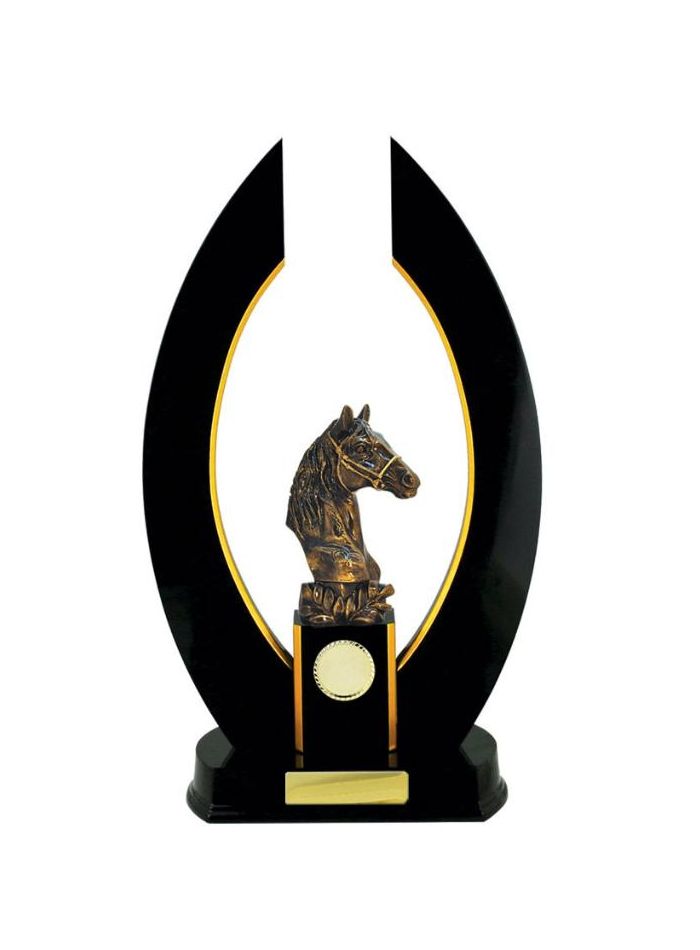 S24-15002DK Timber Buildup Horses 38cm